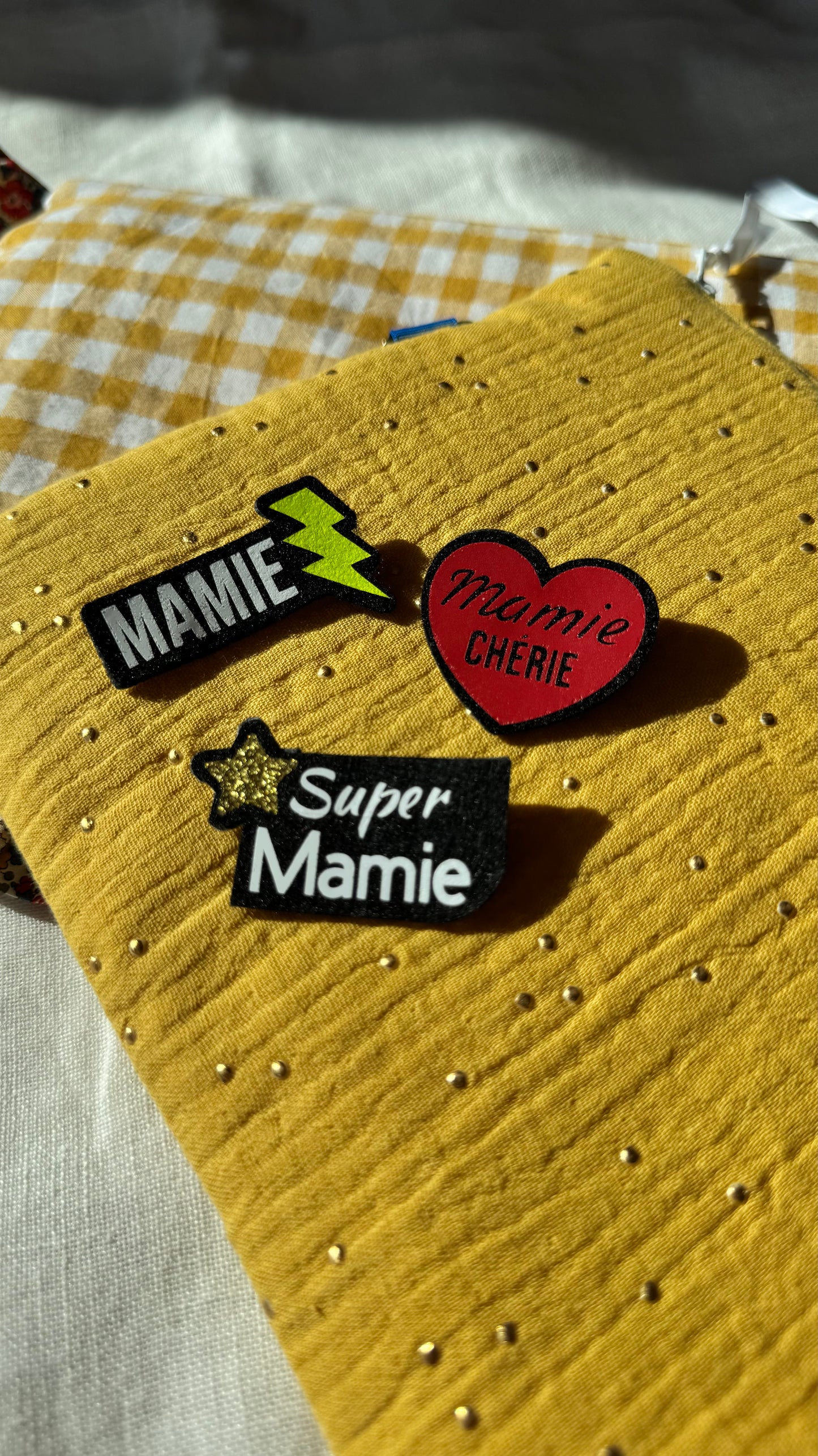 Broche spéciale "Fête des Mamies"