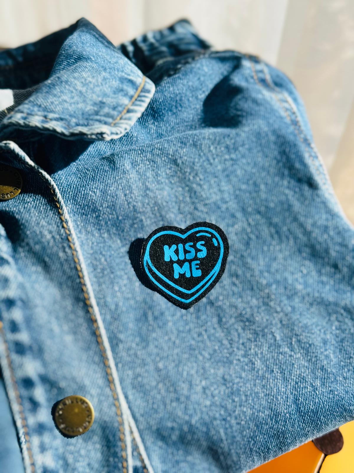 Broche "j'ai un message à faire passer"