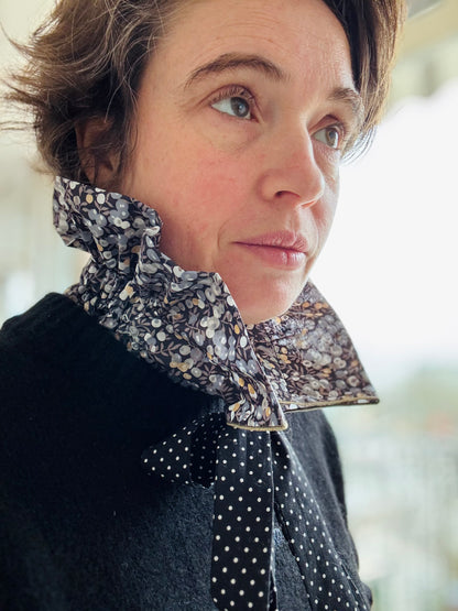 Col amovible Froufrou