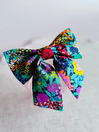 Barrette nœud papillon fait main – Pince métallique, plusieurs tissus